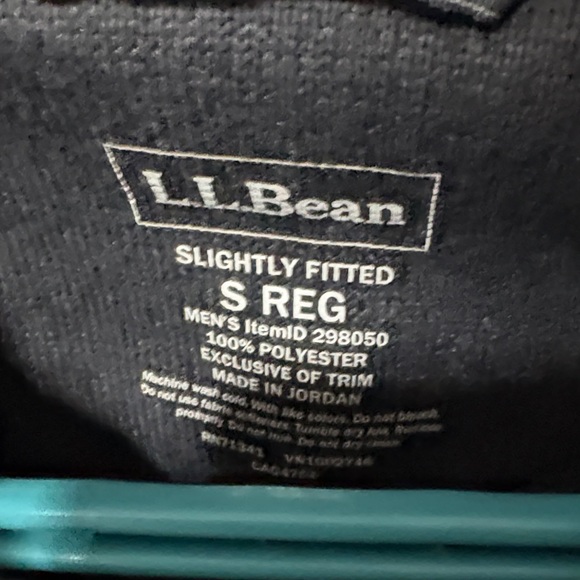 L.L. Bean Charcoal Fleece Pullover - Picture 2 of 6